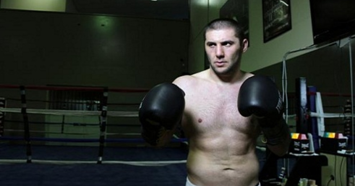 Магомед боксер что случилось. Магомед магомедгаджиевич абдусаламов последний бой. Магомед боксер что случилось. Майк перес о магомеде абдусаламове. Магомед магомедгаджиевич абдусаламов боксёры.