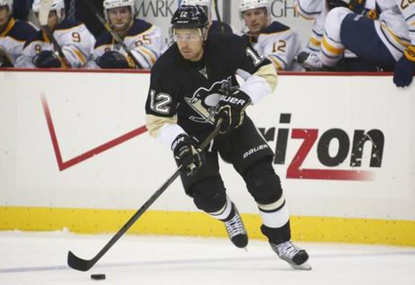 НХЛ. Питтсбург остался без Кобасью