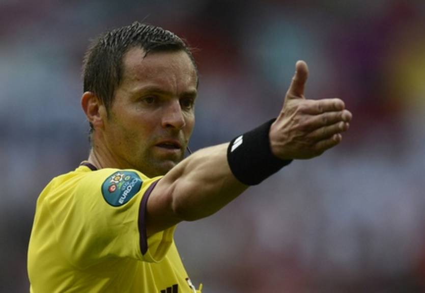 Байер и Шахтер рассудит француз