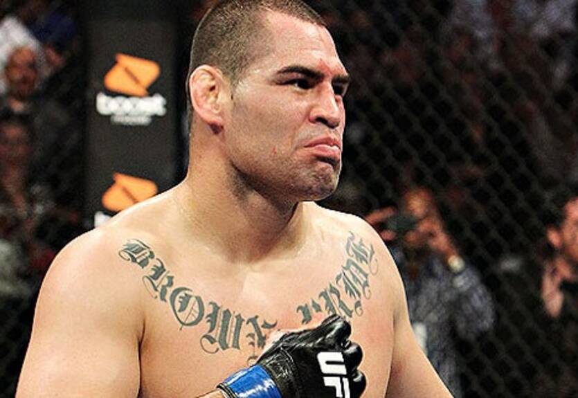 UFC 166. Веласкес ставит убедительную точку в противостоянии с Дос Сантосом