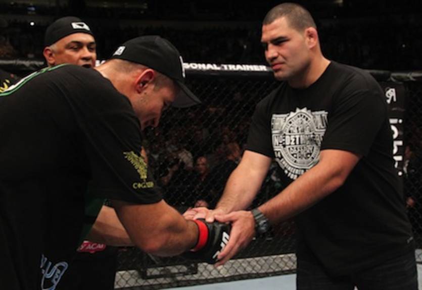 UFC 166. Открытая тренировка Джуниора дос Сантоса. ВИДЕО