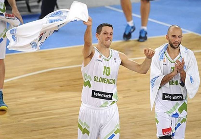 Нахбар завершил карьеру в сборной Словении