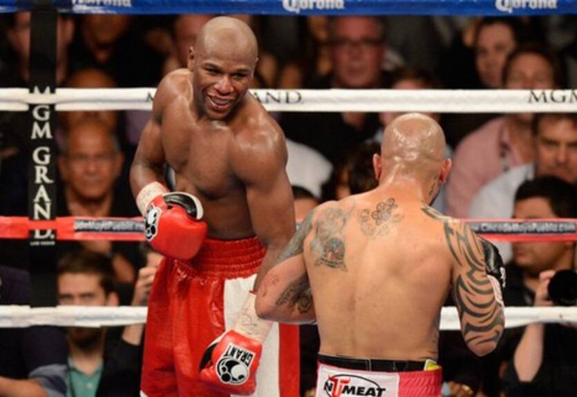 Арум: "Сомневаюсь, что Мейвезер будет вновь боксировать с Котто"