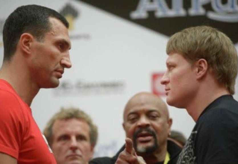 Кличко тяжелее Поветкина на семь килограммов