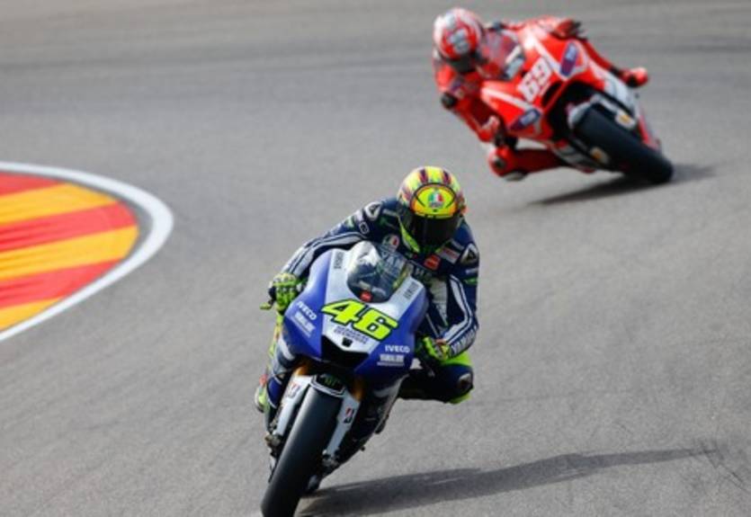 MotoGP. Гран-при Арагона. Росси выигрывает разогрев