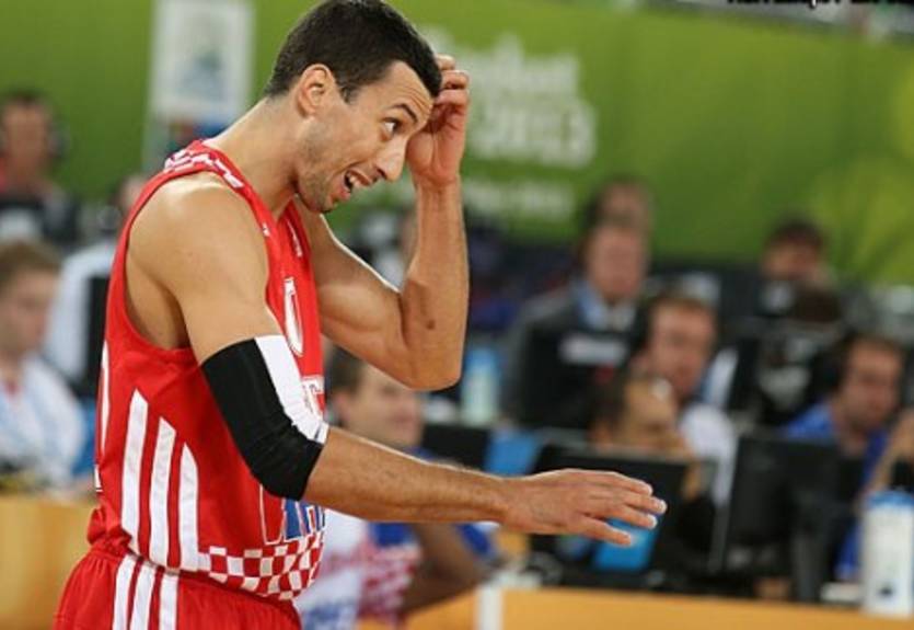 Укич пропустит полтора месяца