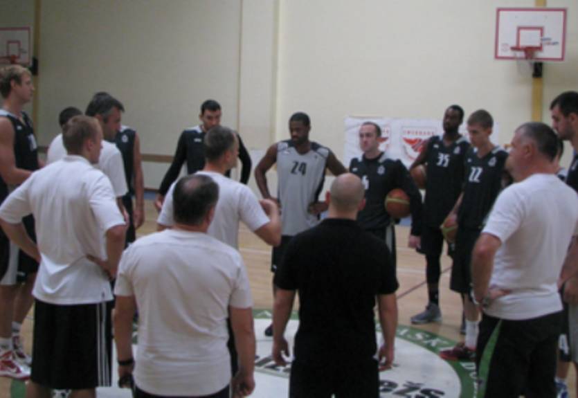 Будивельник: еще одно поражение в Литве