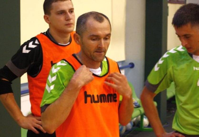 Футзал. Кубок Бескидов. Победы Энергии и дублеров Урагана, поражение Кардинала