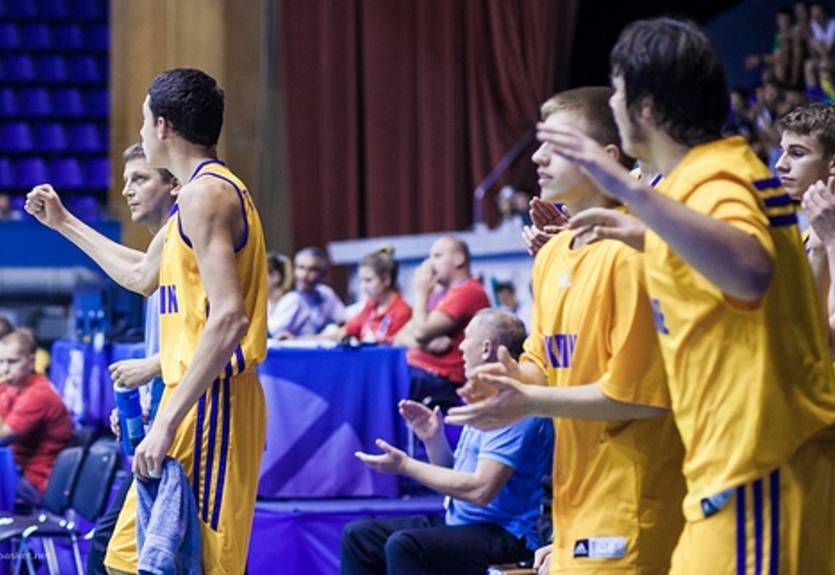 Чемпионат Европы U-16. Украина переигрывает Россию