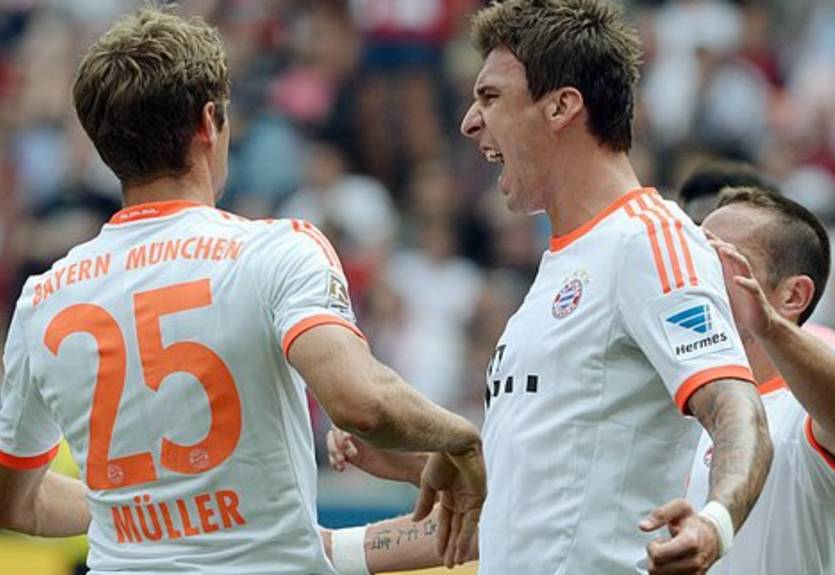 Бавария и Байер на коне, Вольфсбург громит Шальке