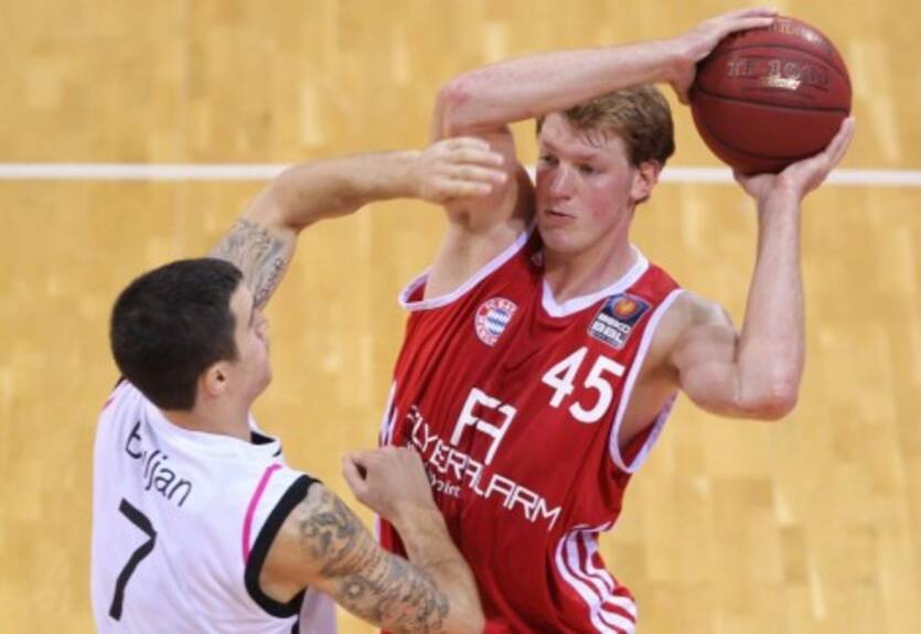 Официально: Ягла возвращается в Альбу