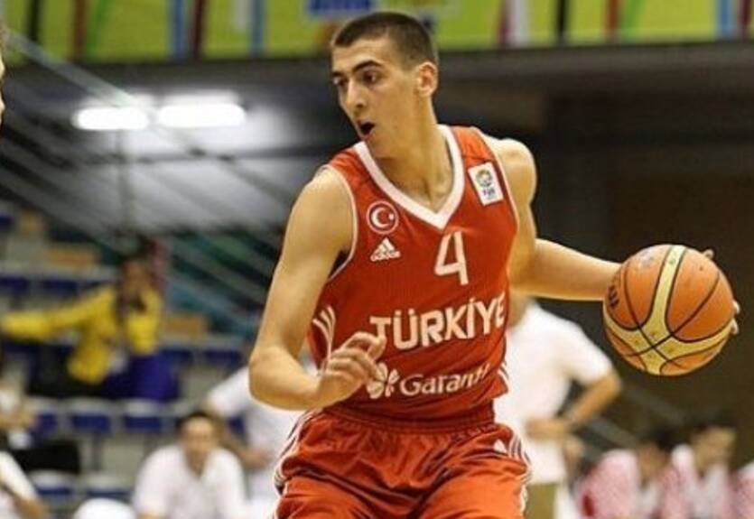 Турция: Сипахи заменит Арслана