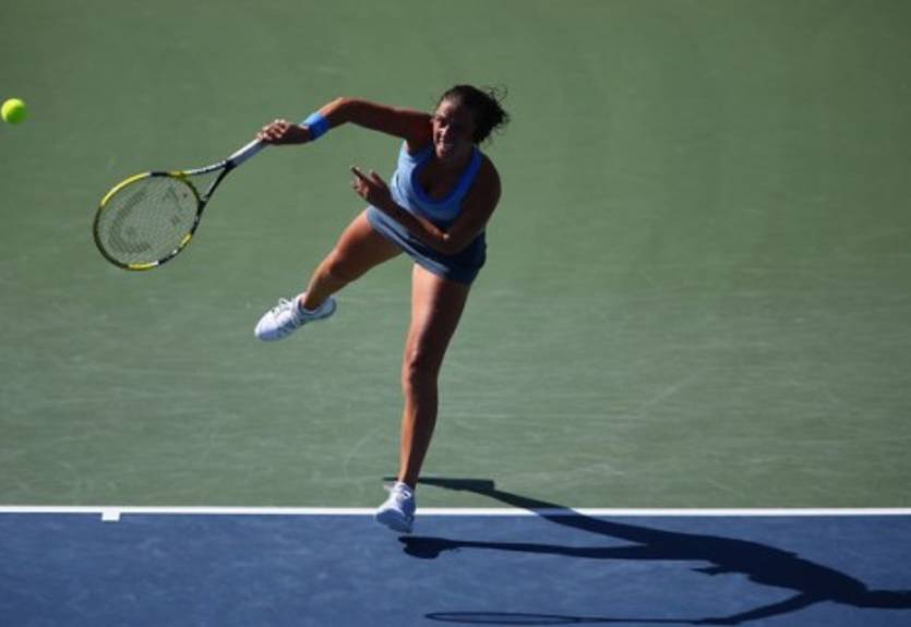 Торонто (WTA). Непростое начало Винчи, Закопаловой, Пеннетты и Бартель