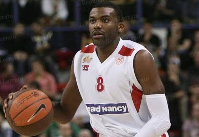 Химик усилится американским защитником