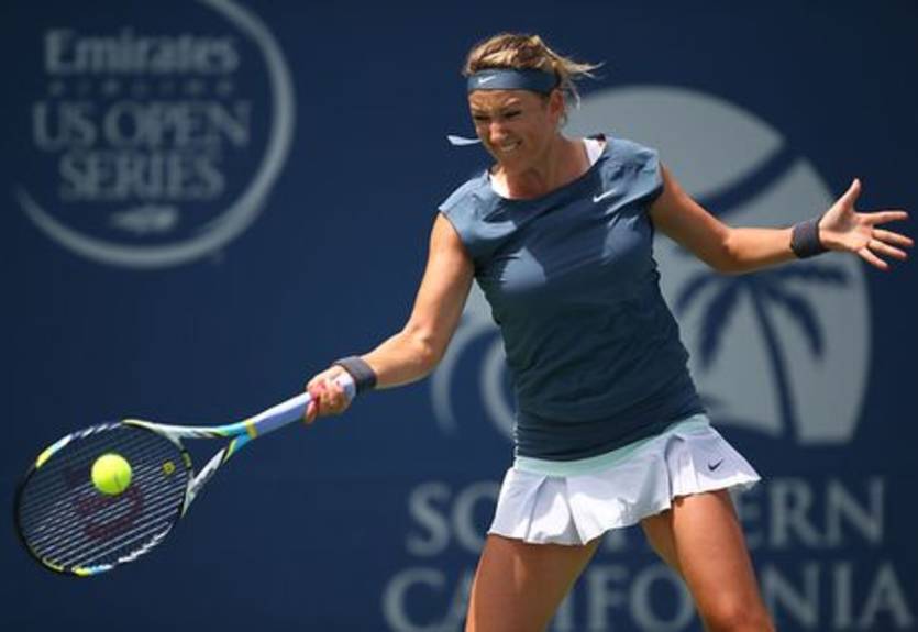 Карлсбад (WTA). Азаренко сломила сопротивление Иванович, Стосур бьет Раззано