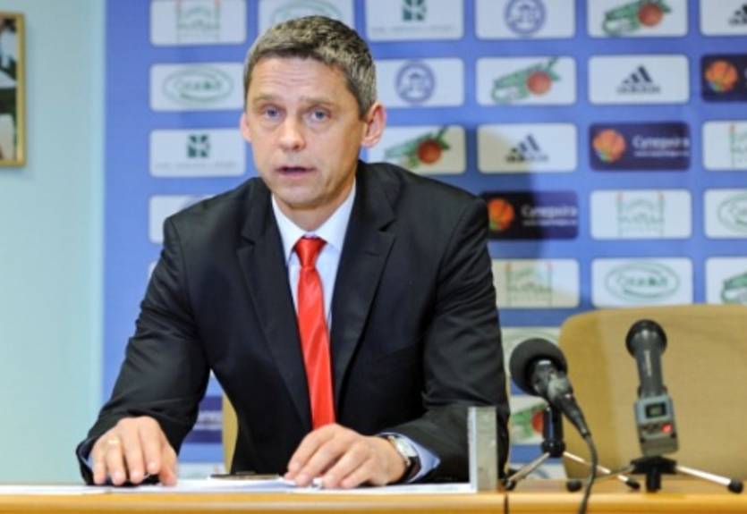 Химик запланировал два сбора в Прибалтике