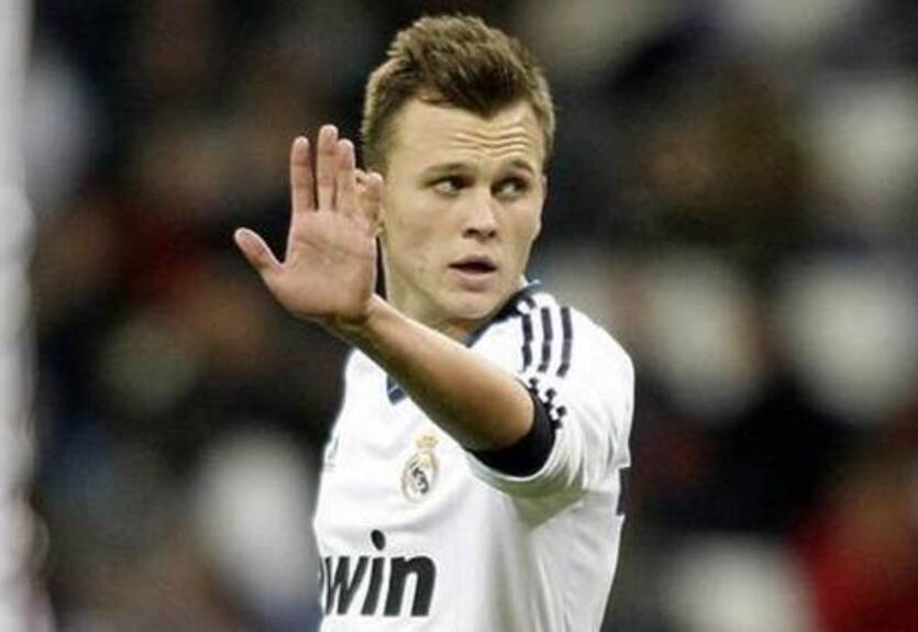 Официально: Черышев продлил контракт с Реалом