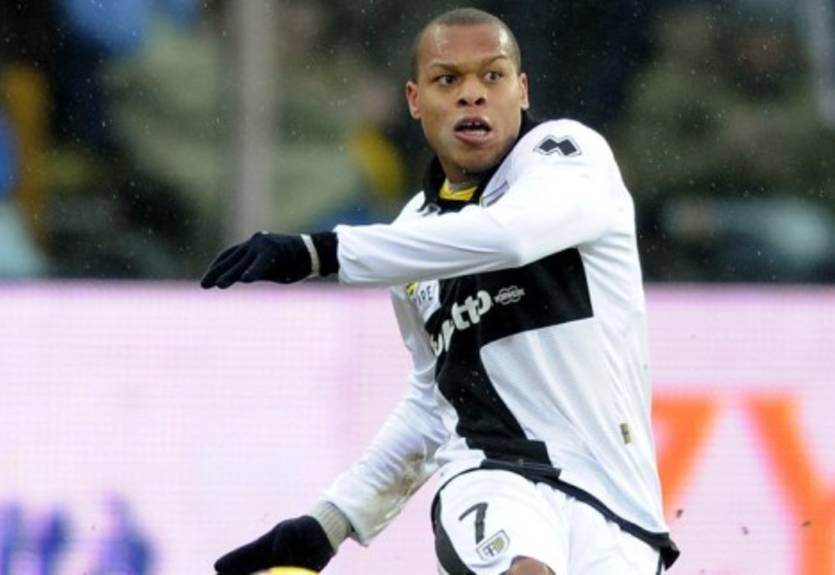 Рома и Ювентус сразятся за вингера Пармы