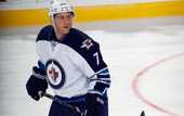 КХЛ. Защитник Виннипега перебрался в Минск