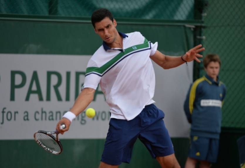 Штутгарт (АТР). Ханеску и Пэр побеждают, Хаас и Фоньини идут дальше