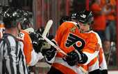 НХЛ. Филадельфия сохранила защитника