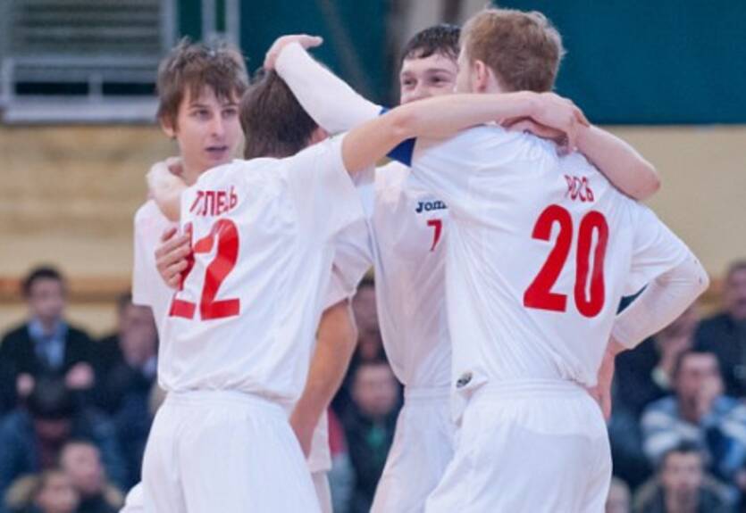 Футзал. ЛТК: молодо и весело