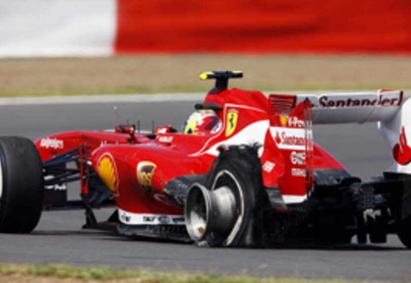 Формула-1. ФИА: шаг навстречу Пирелли