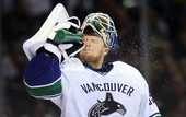 НХЛ. Ванкувер готов обменять Шнайдера