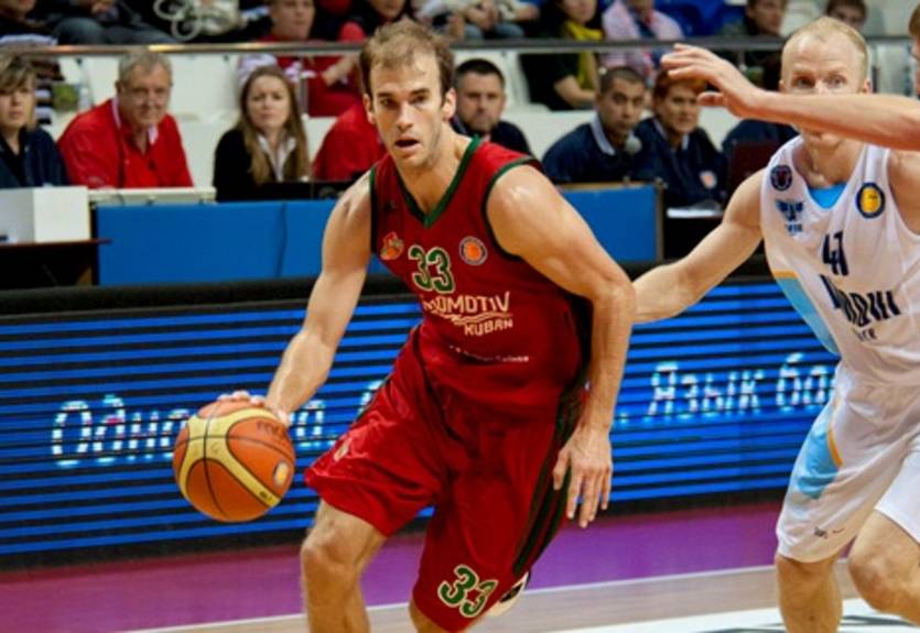 Калатес отправился на просмотр в Даллас