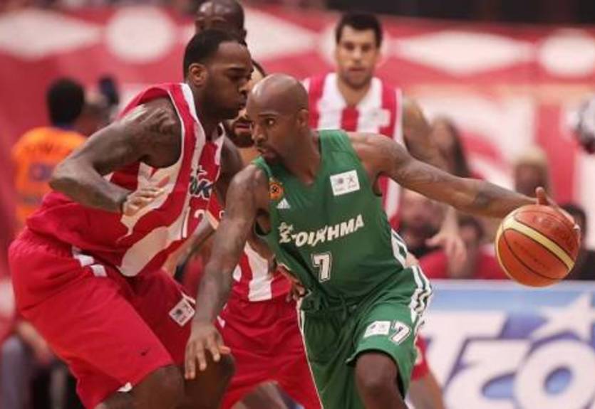 Греция. Панатинаикос удваивает перевес