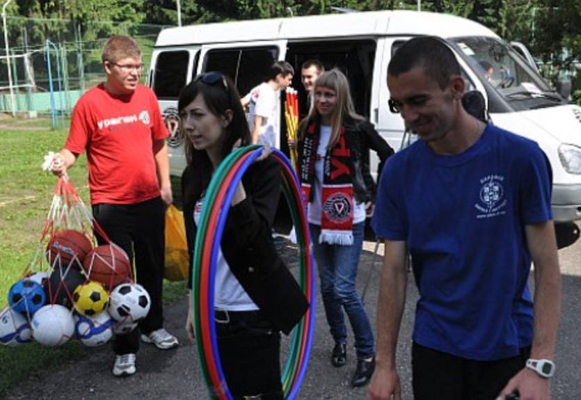 Футзал. Фаны Урагана решили помочь детям с ограниченными возможностями