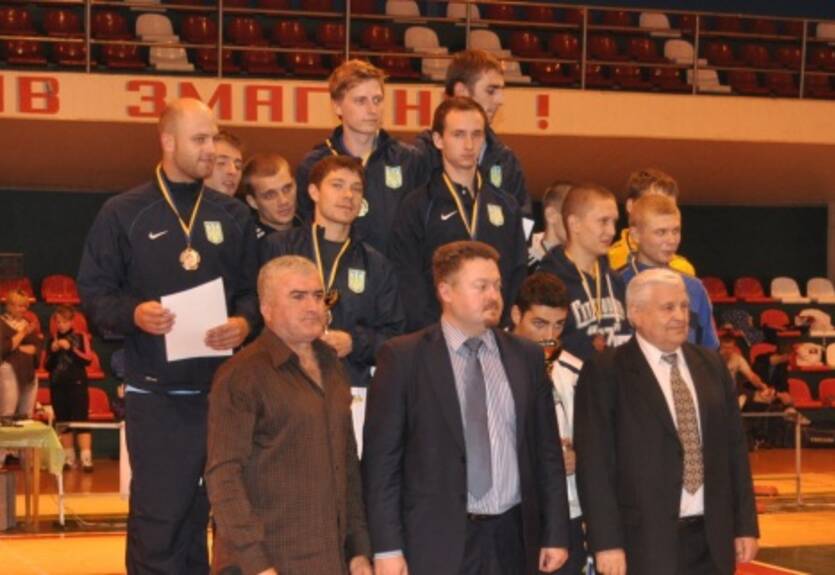 Фехтование. ЧУ-2013. Победы Киева и Львова в командной рапире