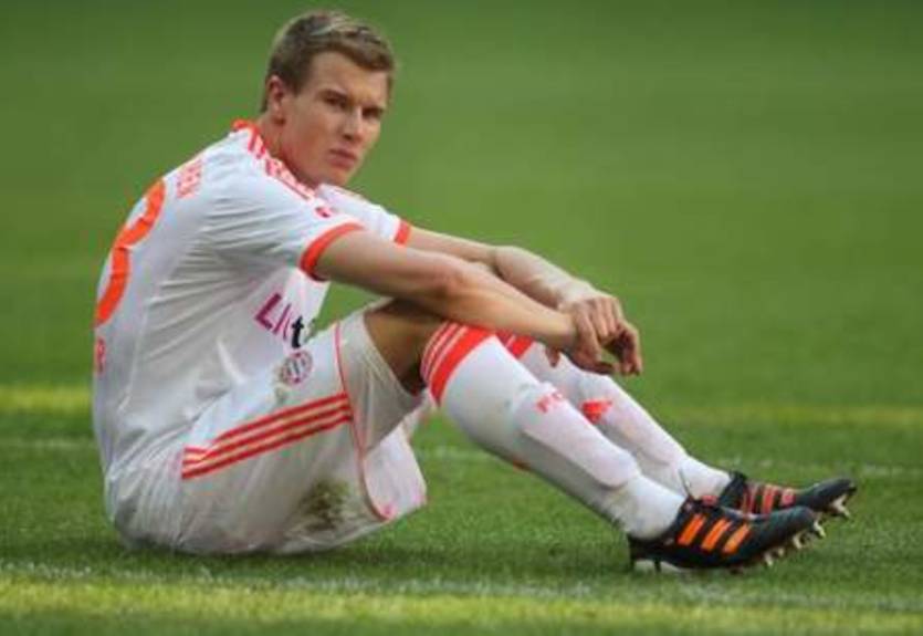 Бадштубер: еще десять месяцев без футбола