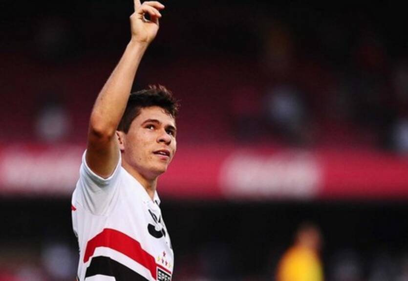 Нападающий Сан-Паулу интересен Шахтеру и Металлисту