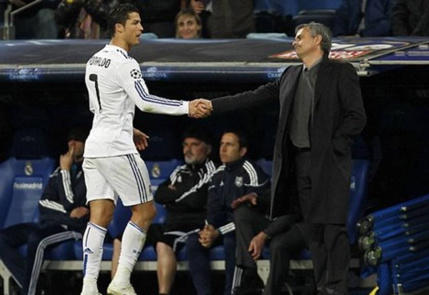 Моуриньо хочет увезти Роналду в Челси