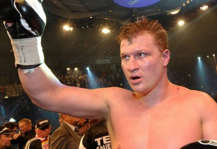 Поветкин легко победил Вавжика