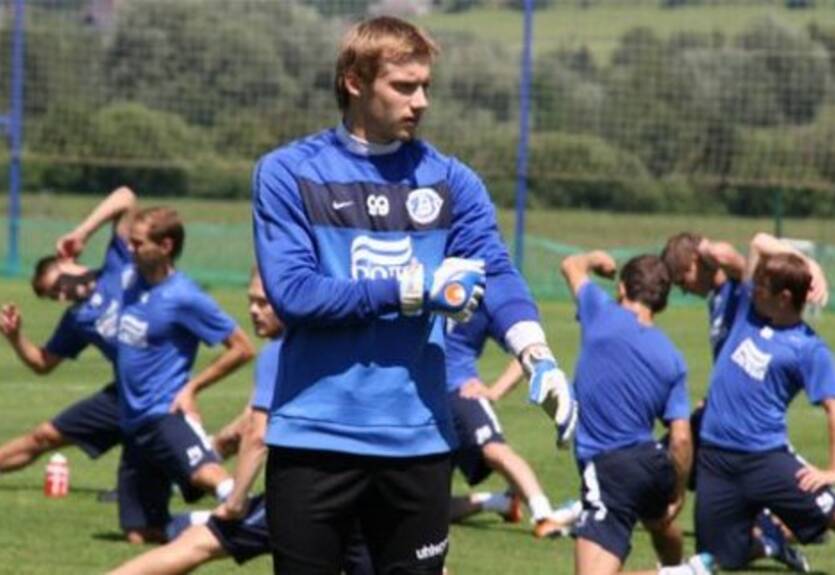 Днепр потерял еще одного голкипера