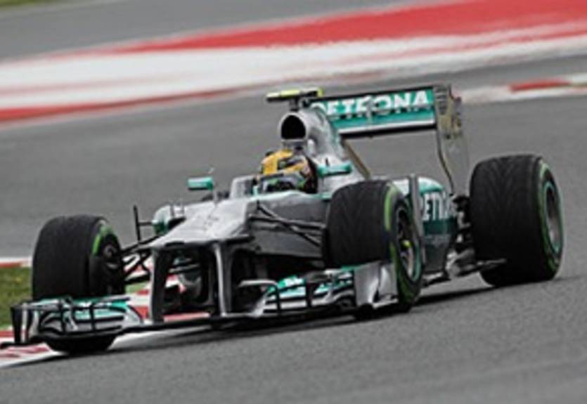 Формула-1. Хэмилтон: "Еще слишком рано думать о титулах"