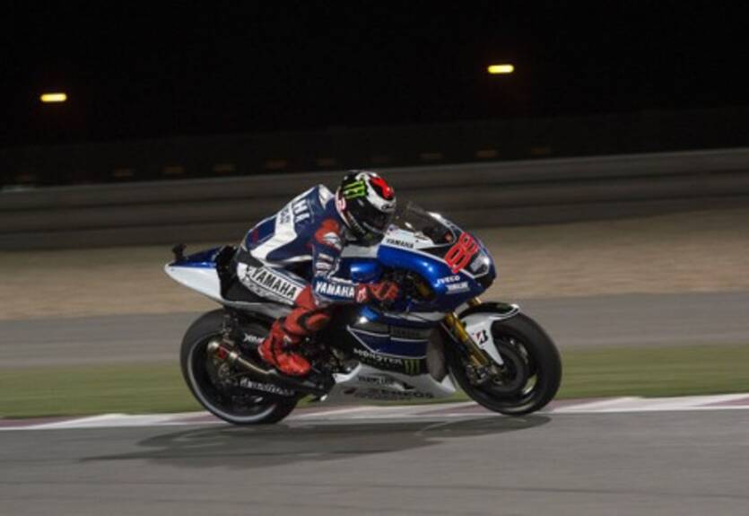 MotoGP. Гран-при Испании. Лоренсо на поуле, Росси в пятерке