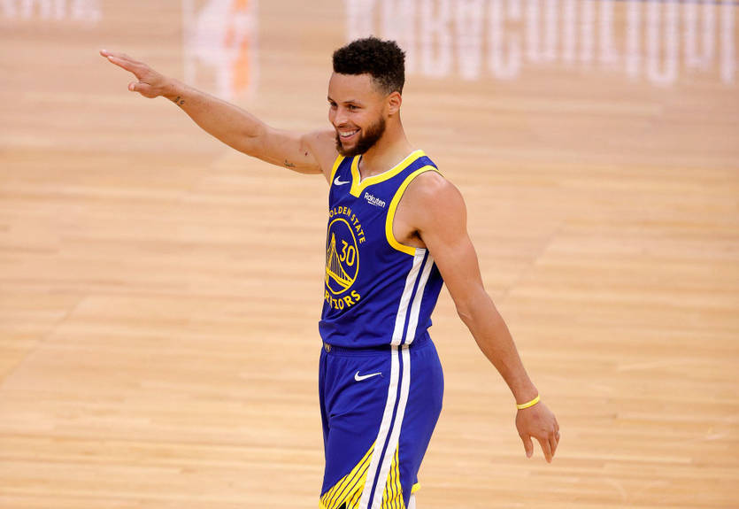 Стефен Карри повторил достижение Коби Брайанта