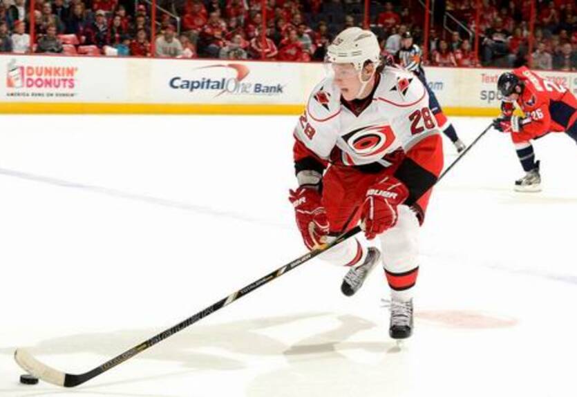 НХЛ. Каролина: у Семина сотрясение мозга