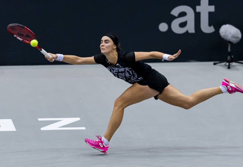 Калинина на отказе соперницы вышла в 1/8 финала турнира ITF