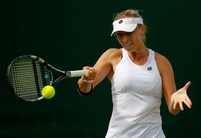 Штутгарт (WTA). Стартовые неудачи Весниной и Петкович, победа Лисицки