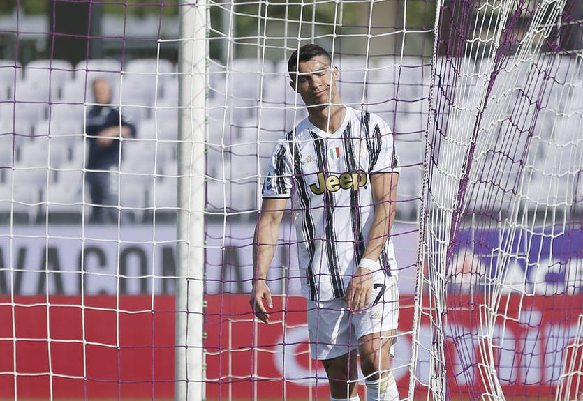 Ювентус не смог обыграть Фиорентину, Интер приблизился к чемпионству