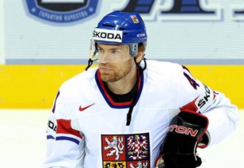 КХЛ. Слован приютил Шкоулу