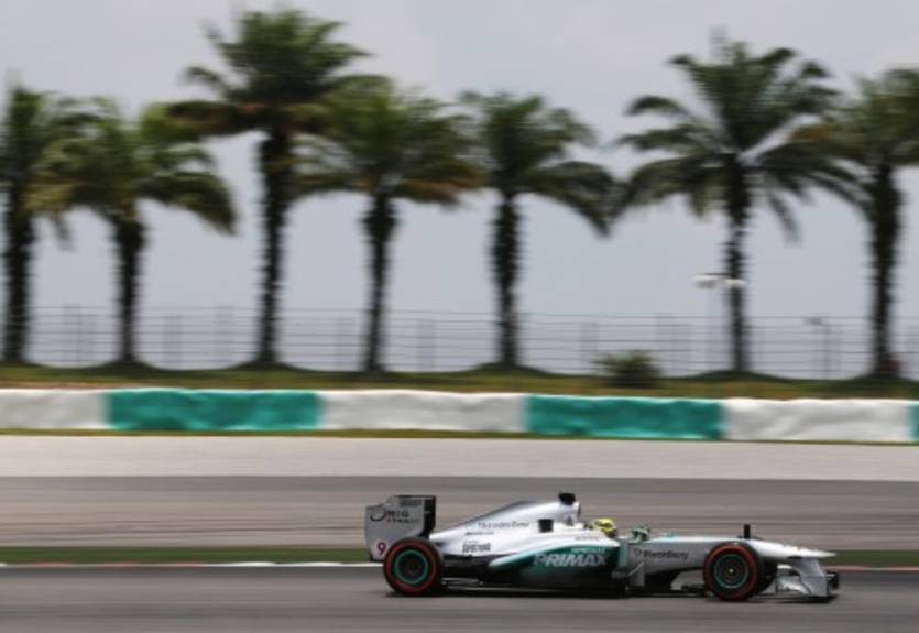 Формула-1. Гран-при Бахрейна. Росберг на поуле, Феттель впереди Алонсо