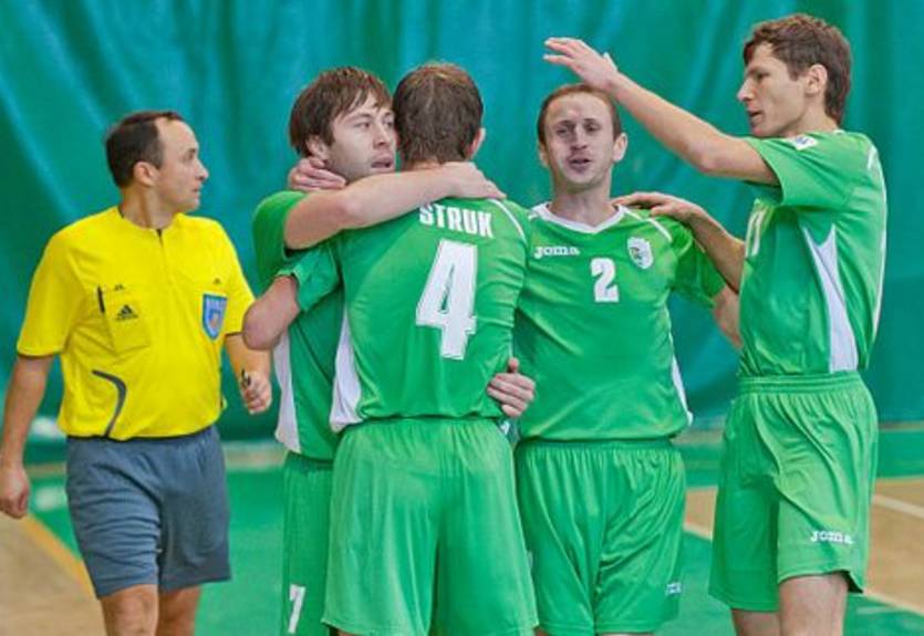 Футзал. Энергия выходит в плей-офф, Локо — регулярный чемпион