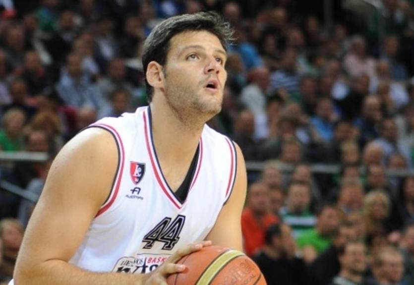 Варезе нужен Деян Иванов