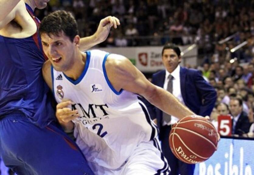 НБА. Чикаго ждет Миротича не раньше 2014 года