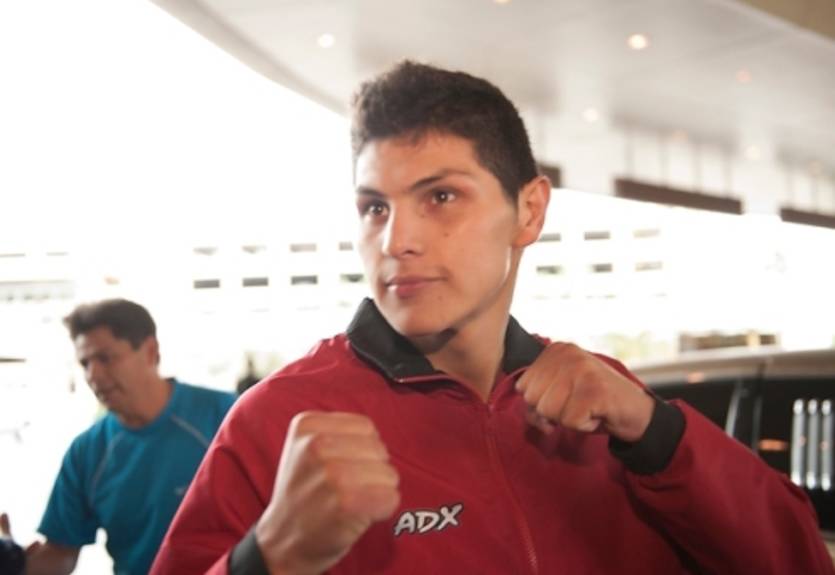 Кано: "Хочу нокаутировать Мосли"